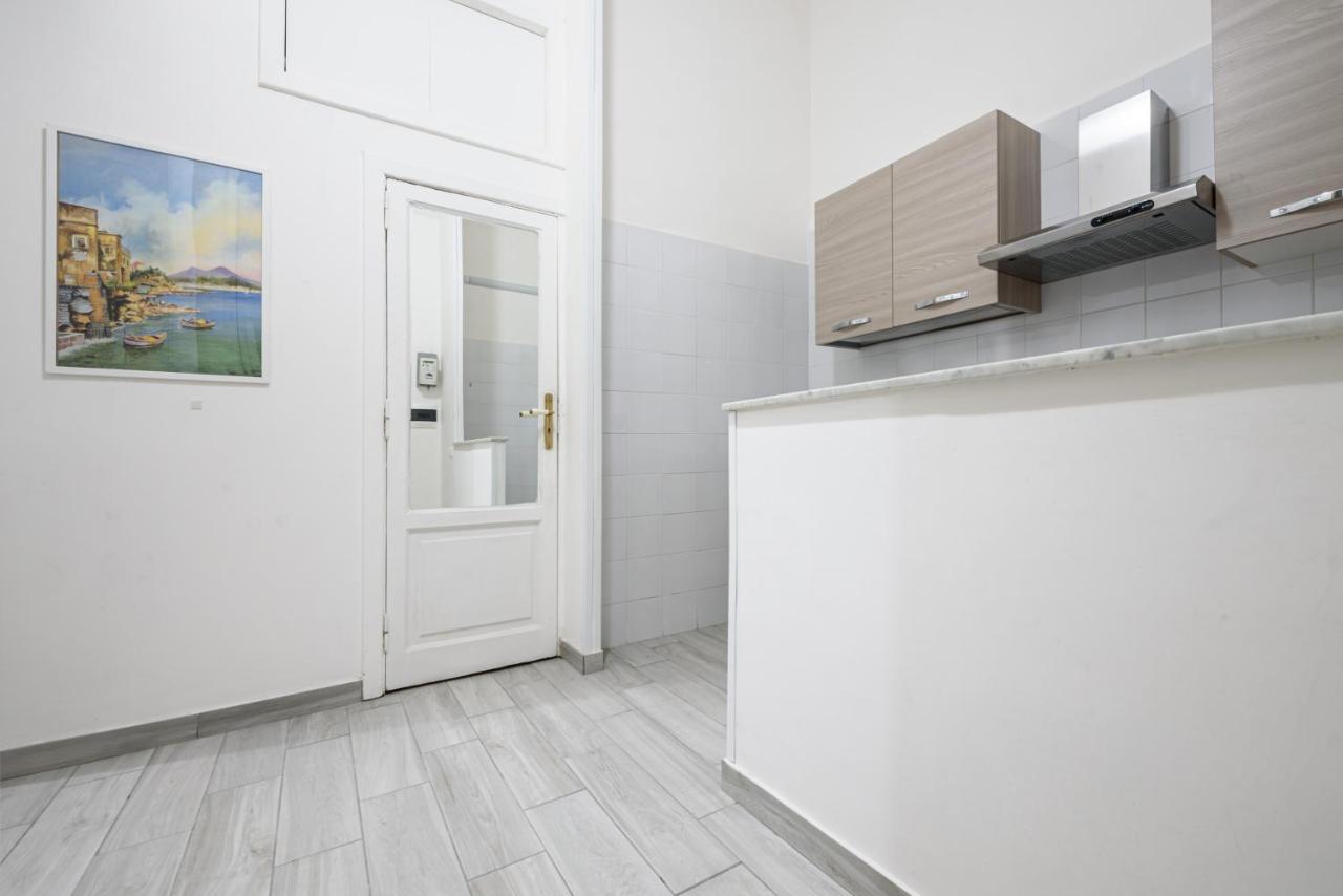 Vico Mastellone 16 Appartement Napels Buitenkant foto