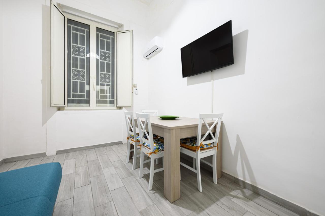 Vico Mastellone 16 Appartement Napels Buitenkant foto